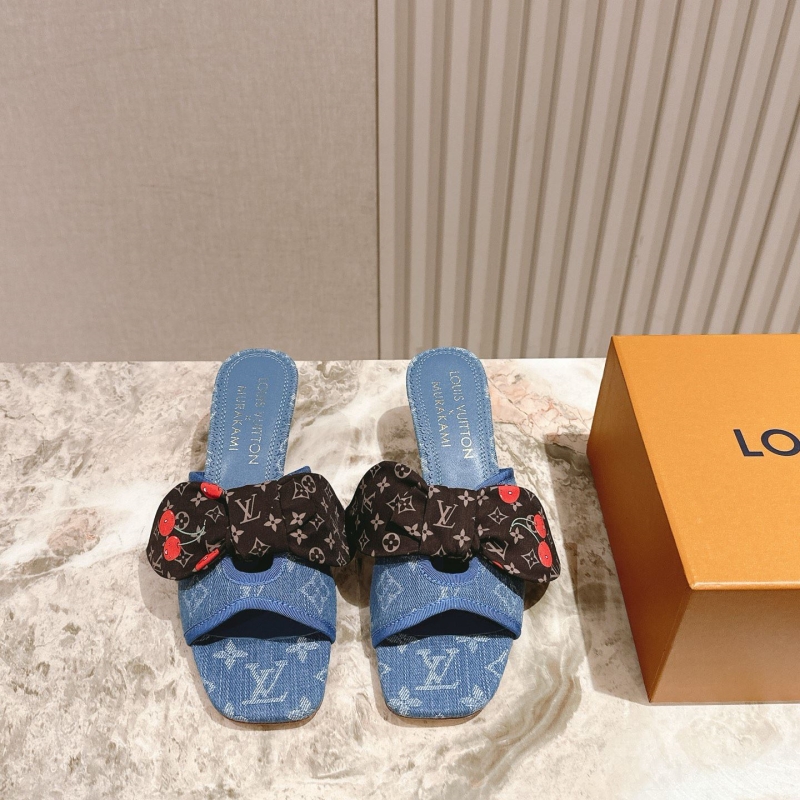 l0vis Vvtt0n slippers